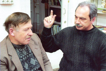 Краеведы А.М. Жуков и В.П. Буря. 2004